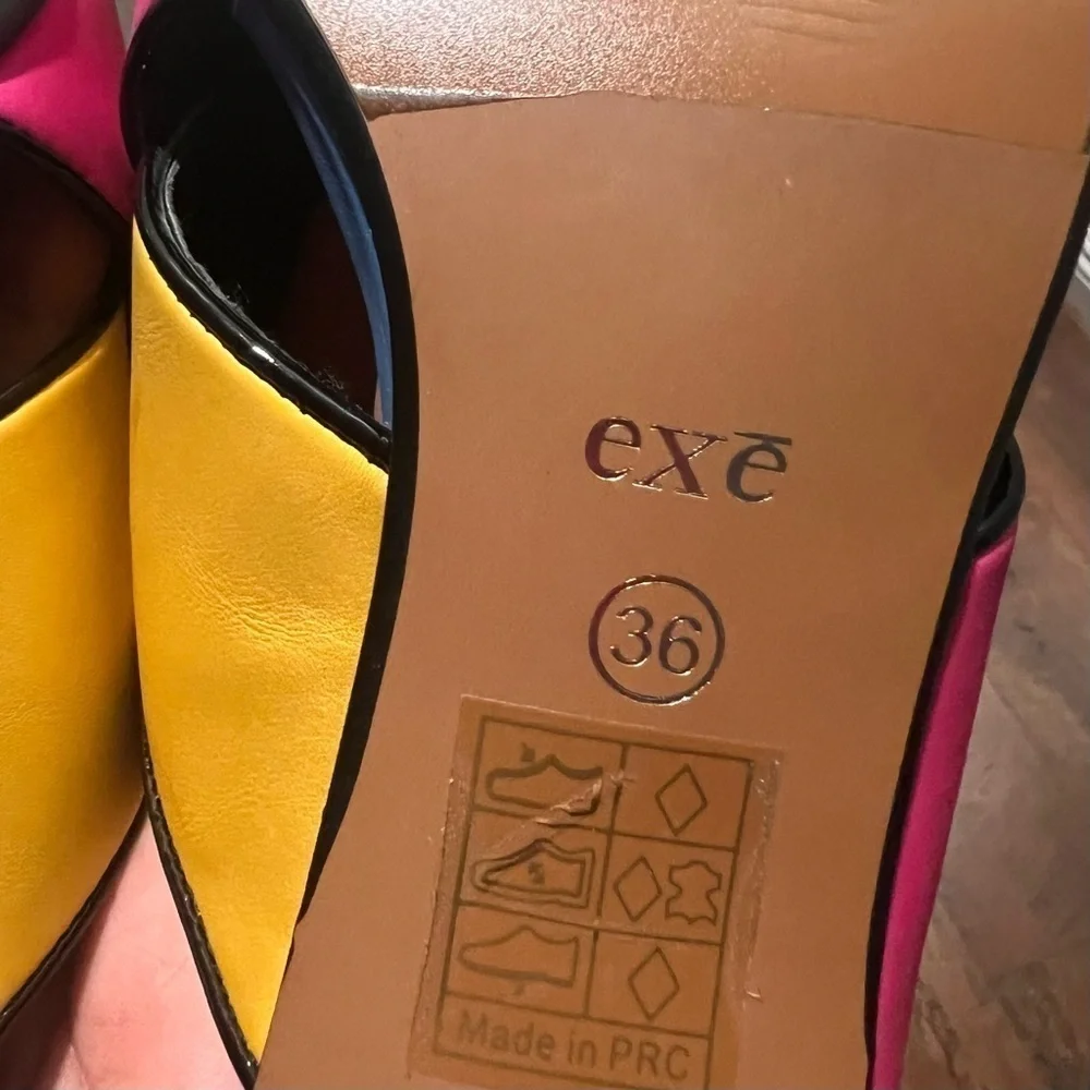 EXÉ color block leather slip on heels. Size 36 - Picture 8 of 8